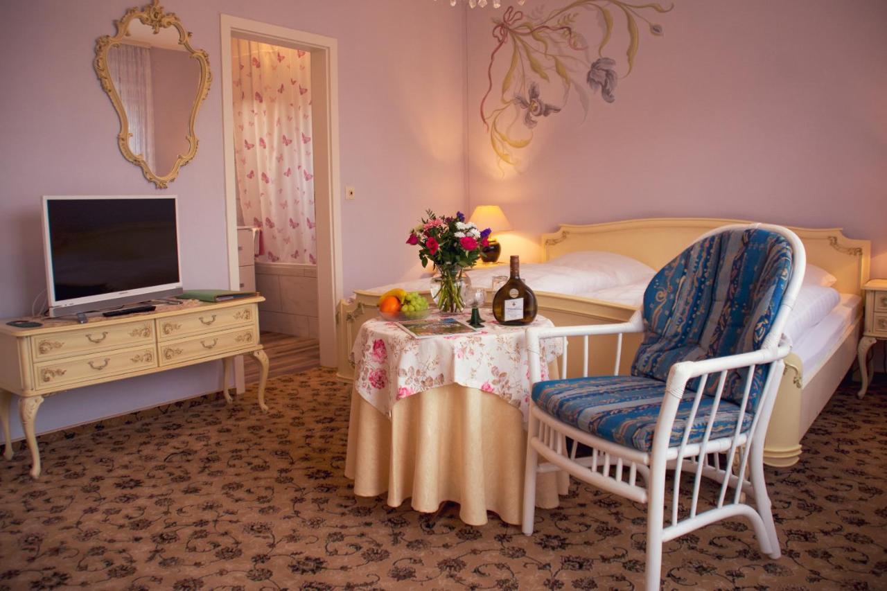 Hotel Garni Regina Goessweinstein Exterior photo